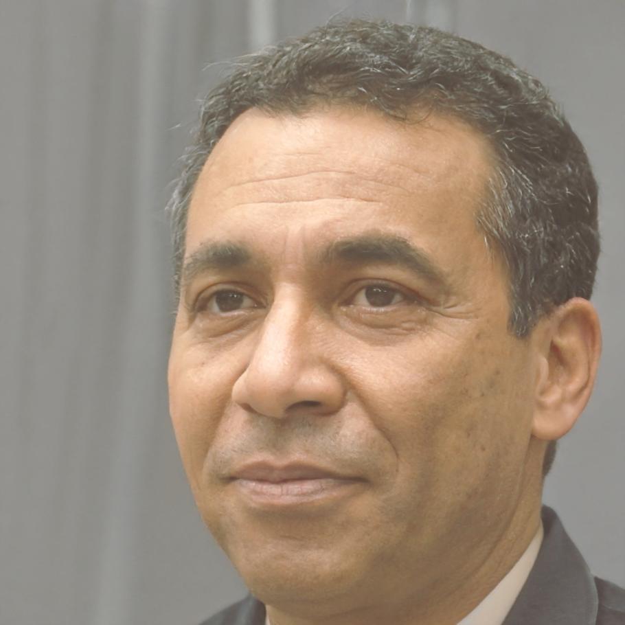 Portrait von Dr. Thorsten Neubauer